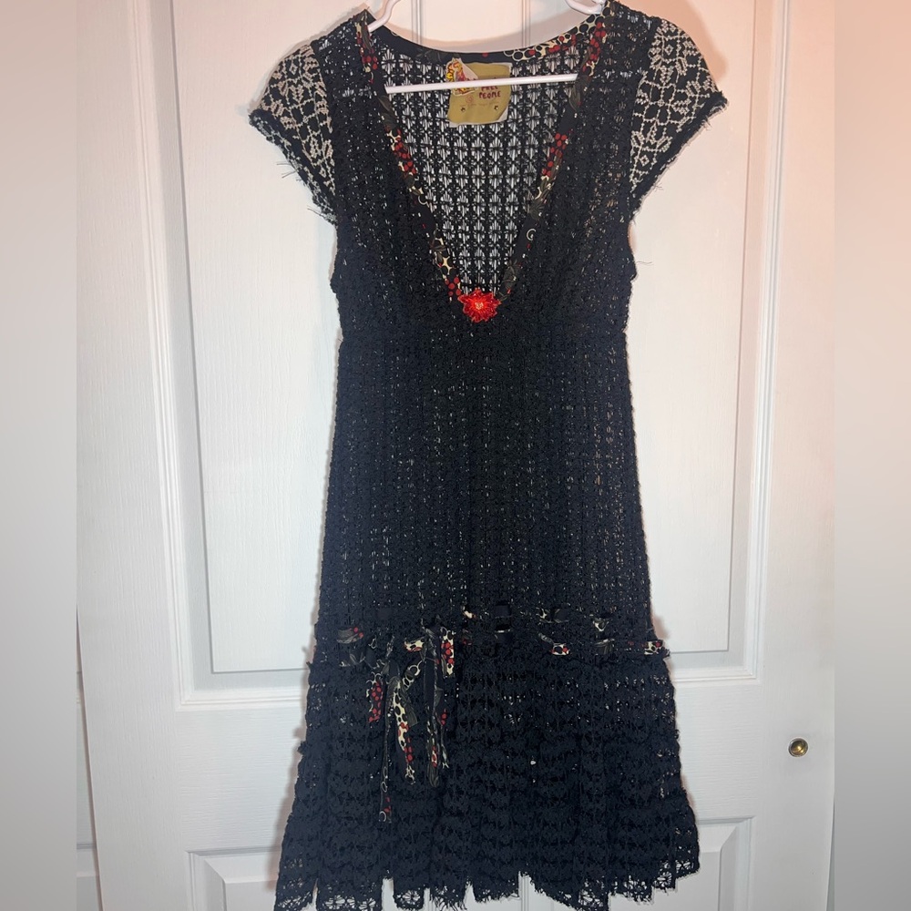 Free People Lace Mid-length dress, Size 10, Used in great condition